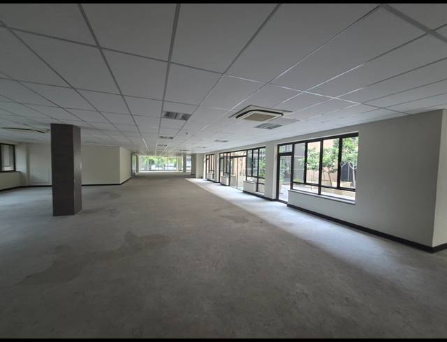 2,245M² OFFICE TO LET IN PARKTOWN